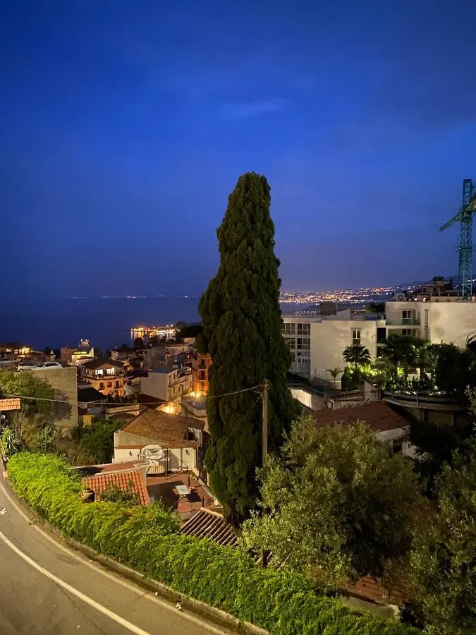 Casetta Limonella Taormina Italia