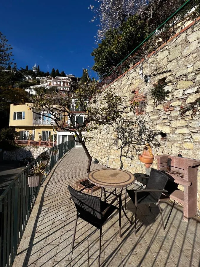 Casetta Limonella Taormina Daire